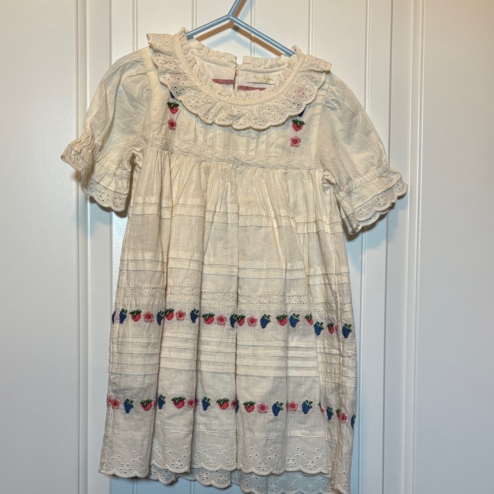 Mini Boden Cream Dress with Floral Embroidery. Mini Boden